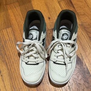 New Balance 550 Shoes in Cream and Dark Green